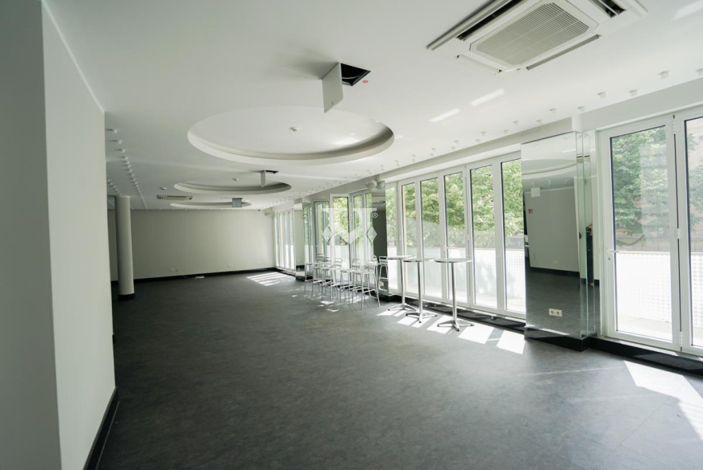Frankfurt 60329, Hessen, ,Büro Frankfurt,Miete,13867
