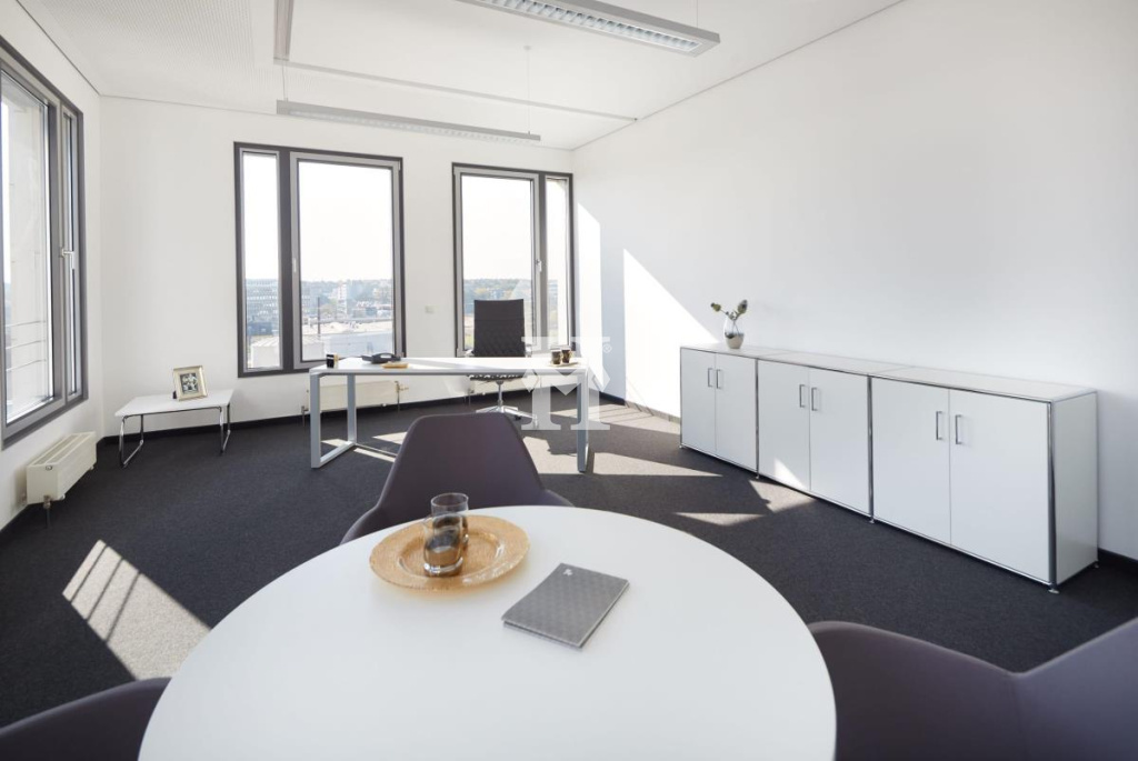 Neu Isenburg 63263, Hessen, ,Büro Umland,Miete,13940