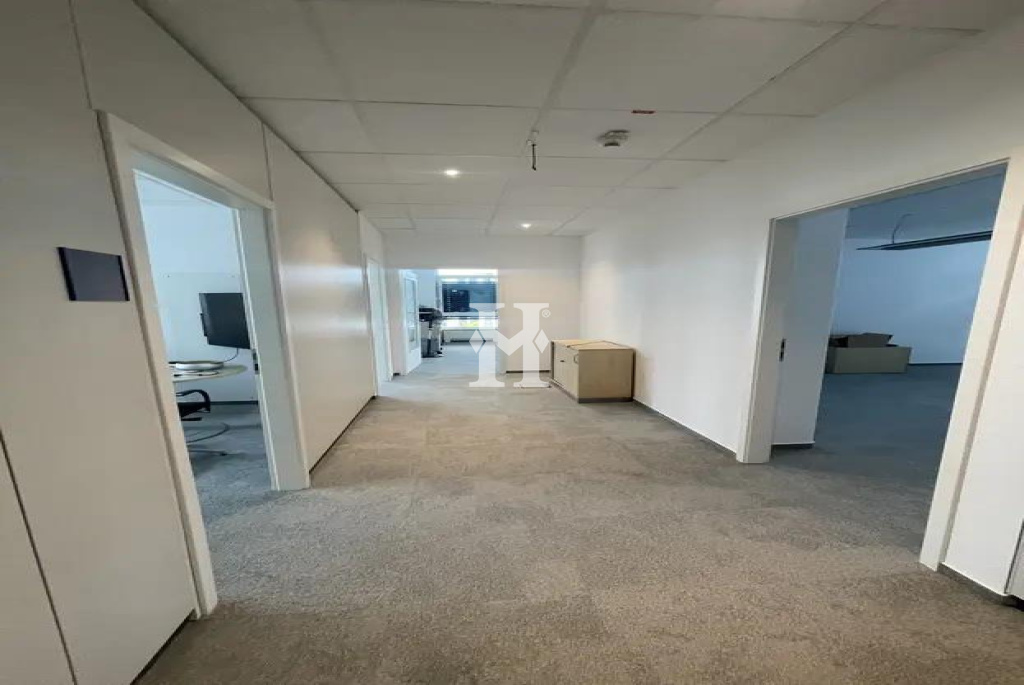 Freiburg 79111, Baden-Württemberg, ,Büro Umland,Miete,15304