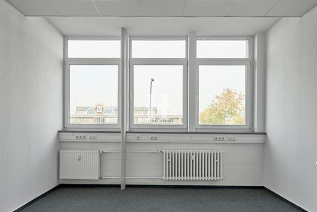 68309, Baden-Württemberg, ,Büro Umland,Miete,15477