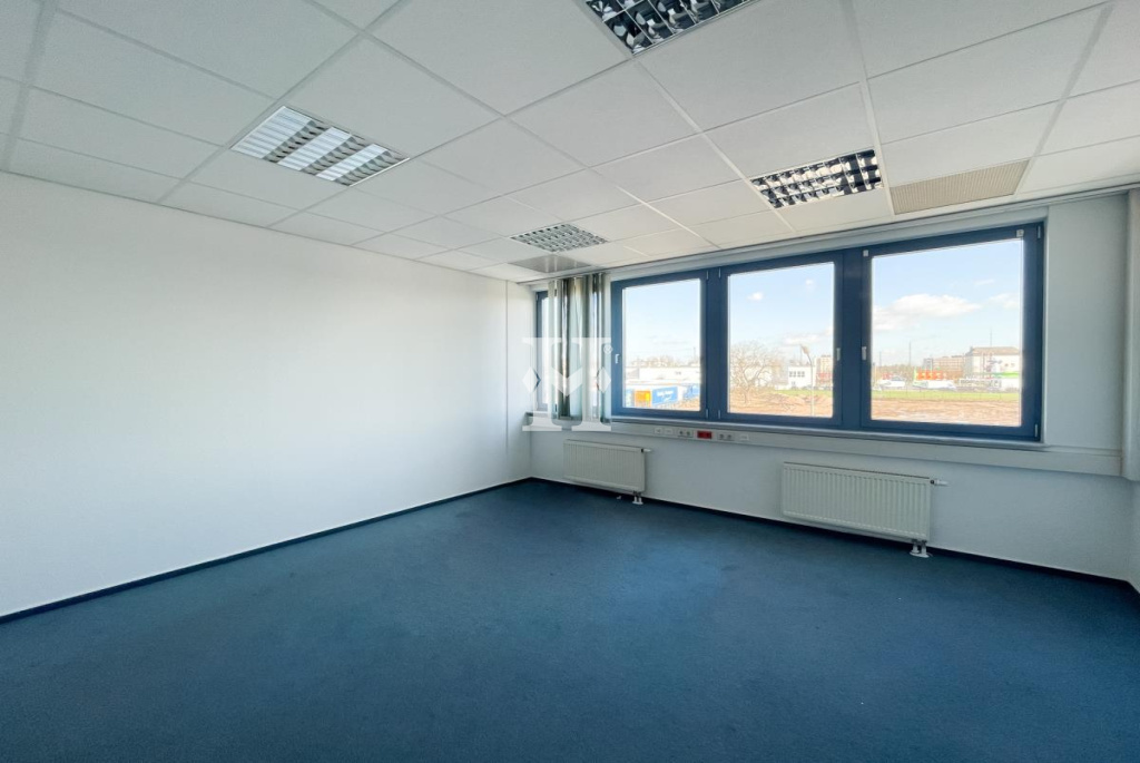Hanau 63450, Hessen, ,Büro Umland,Miete,858106