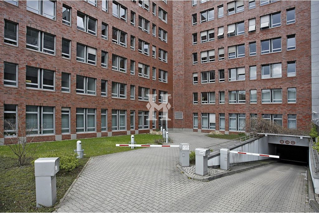 Frankfurt 60327, Hessen, ,Büro Frankfurt,Miete,Mainzer Landstraße,8700